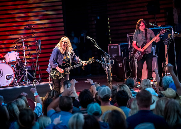Melissa Etheridge (Multi-GRAMMY Winner)